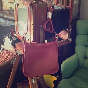 💗COACH sling bag.💗